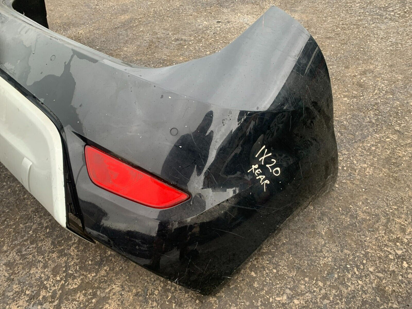 HYUNDAI Ix20 2010-2015 PRE-FACELIFT GENUINE REAR BUMPER IN BLUE