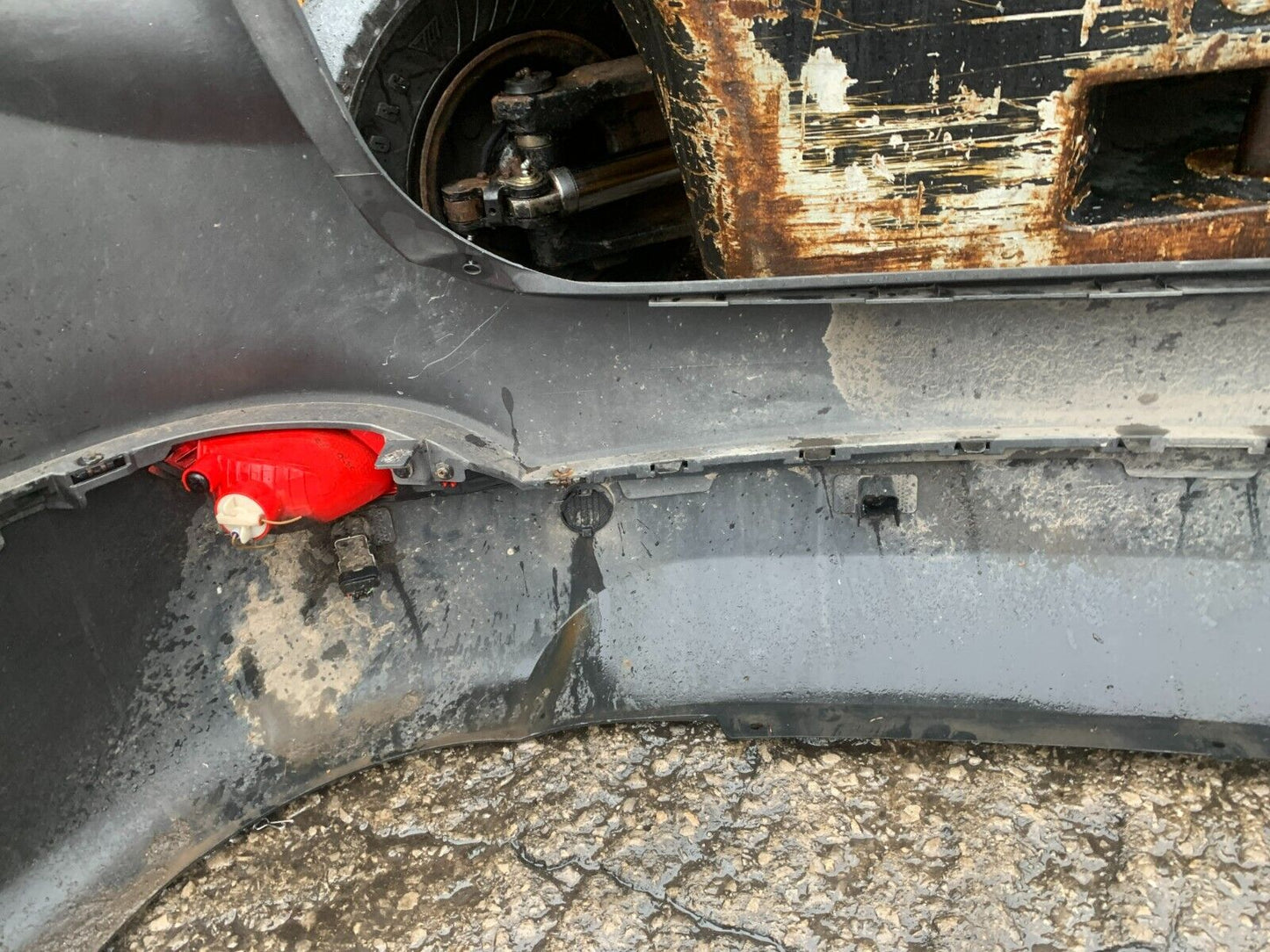 HYUNDAI IX35 2010-2015 FACELIFT GEBUINE REAR BUMPER BEIGE