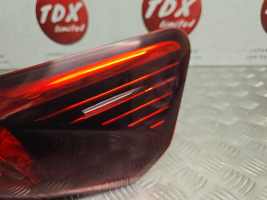 TOYOTA AVENSIS SALOON MK3 2015-2018 FACELIFT DRIVERS REAR OUTER BRAKE LED LIGHT