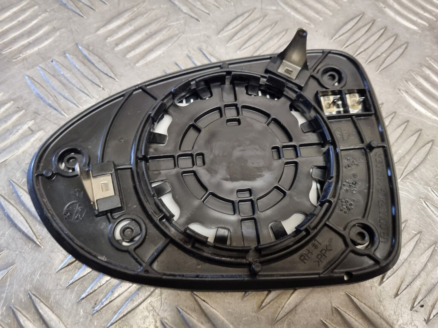 KIA RIO (UB) MK3 2011-2017 GENUINE DRIVERS SIDE MIRROR GLASS