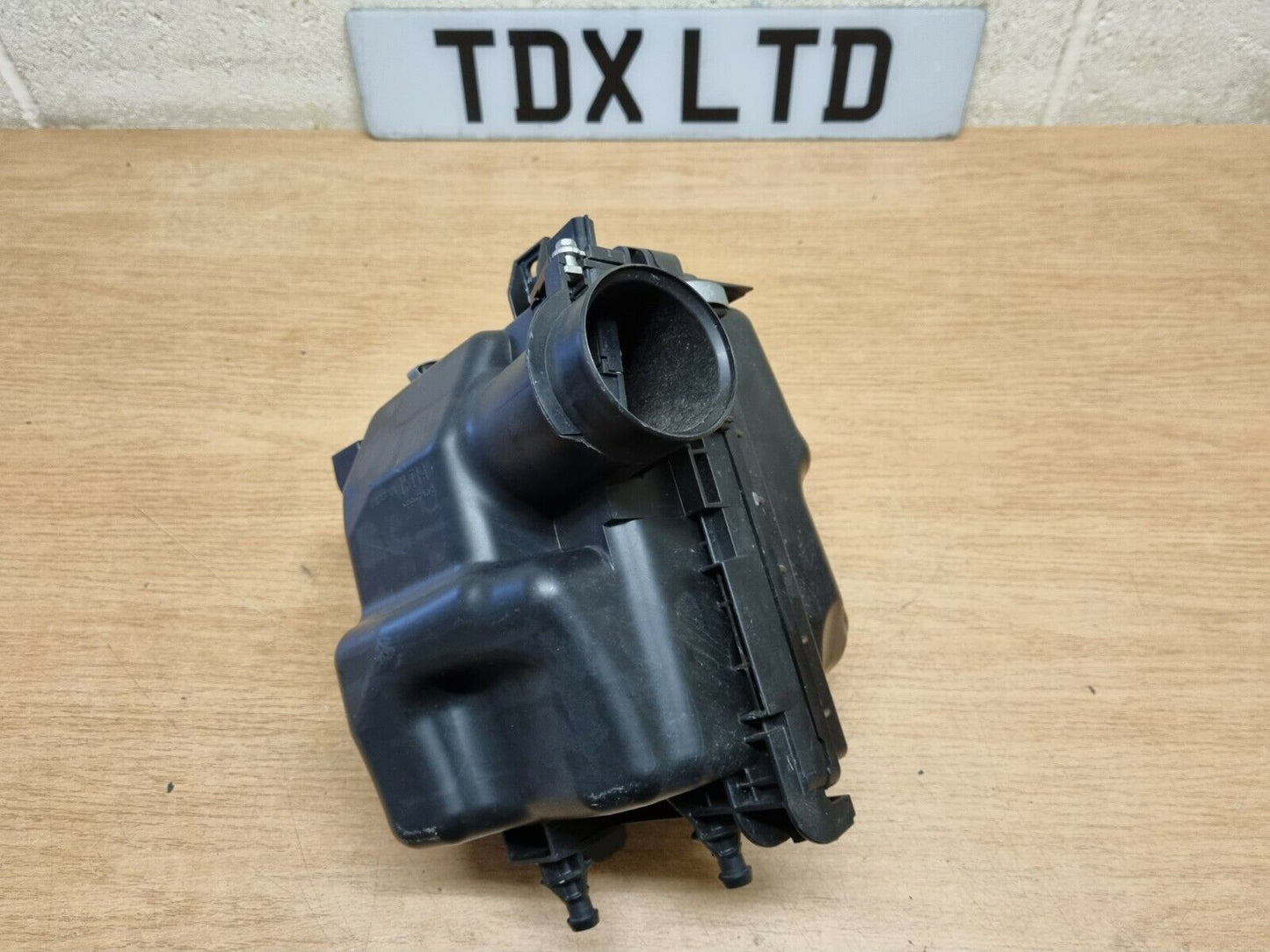 Nissan Juke F15 1.6 Petrol 1KT1A Air Filter Box Housing + Sensor 2010-2018
