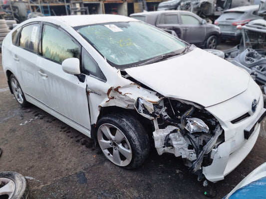 2010 Toyota Prius Mk3 T Spirit 1.8 Hybrid 1 Speed Cvt Auto Vehicle For Breaking 2