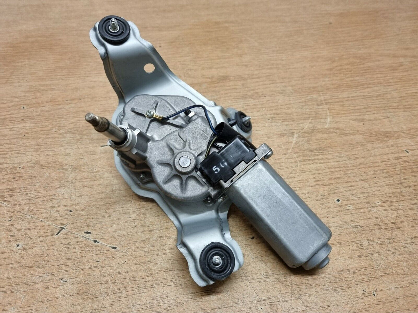 HYUNDAI I40 VF ESTATE 2011-2019 GENUINE REAR WINDSCREEN WIPER MOTOR 98700-3Z000