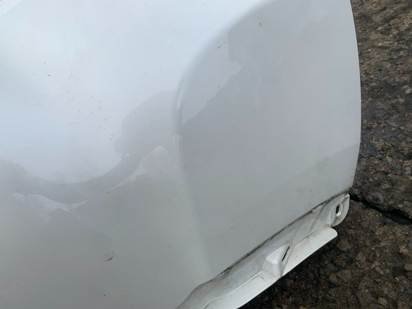 NISSAN JUKE F15 2014-2019 FACELIFT GENUINE REAR BUMPER WHITE