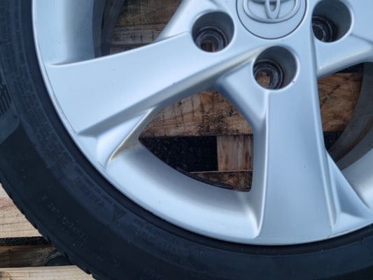 TOYOTA AURIS MK1 2010-2012 GENUINE 16" ALLOY WHEEL 205/55/16 16X6.5J HL45142