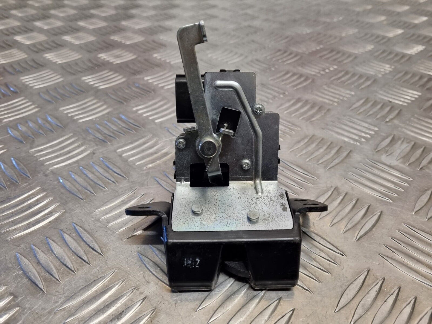 HYUNDAI I20 (PB) 2008-2014 MK1 GENUINE REAR BOOT LOCK LATCH CATCH MECHANISM