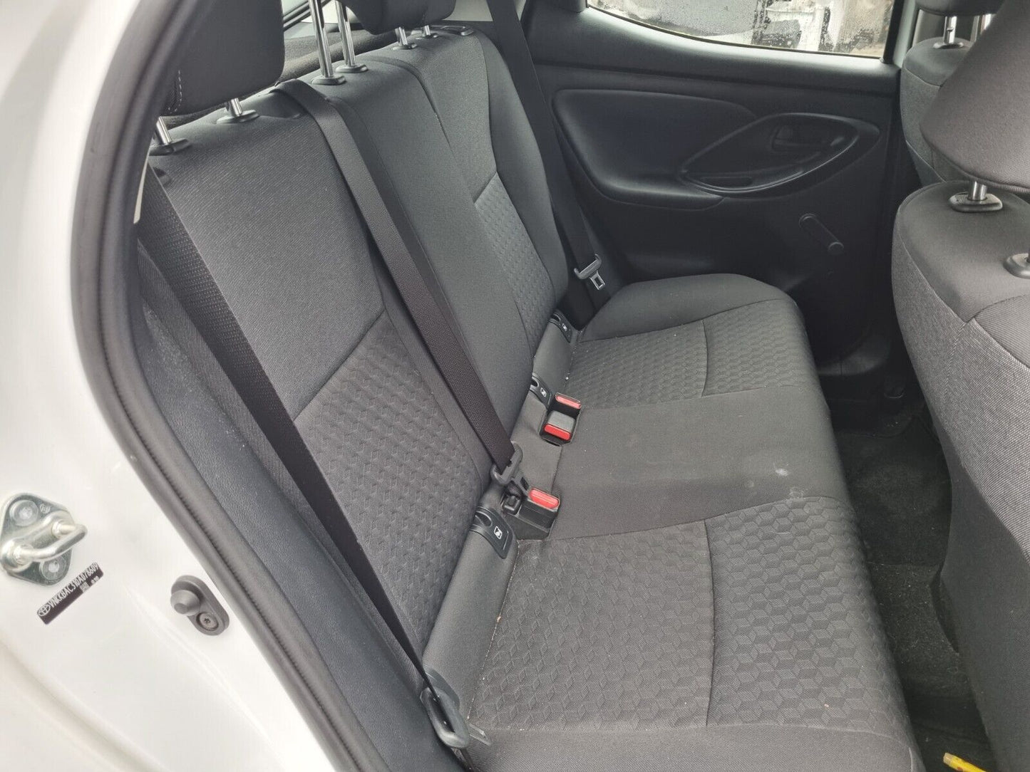 2021 TOYOTA YARIS XP210 ICON MK4 1.5 PETROL HYBRID CVT AUTO VEHICLE FOR BREAKING