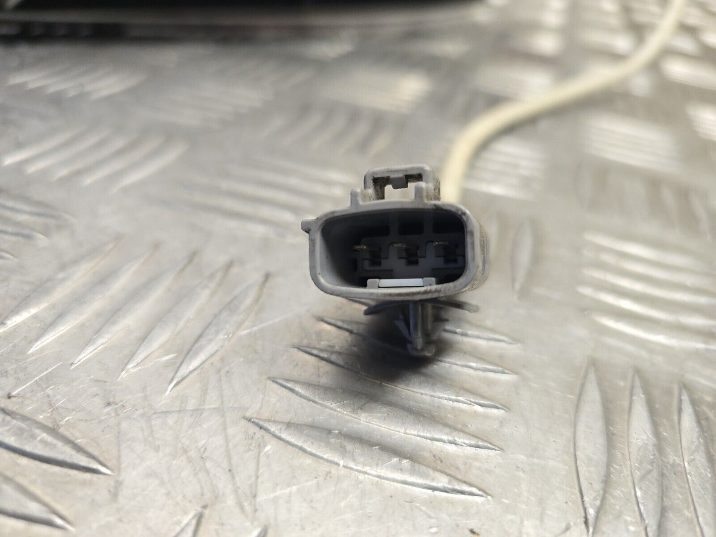 LEXUS IS300H MK3 2013-2017 GENUINE DRIVERS SIDE FRONT BUMPER LED DRL LIGHT