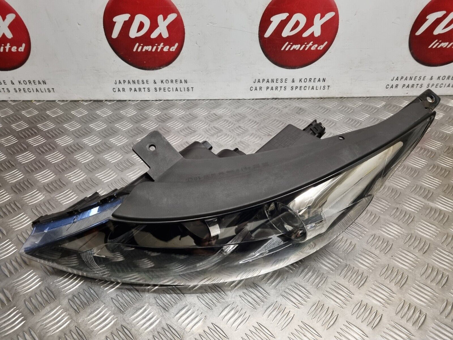 KIA SPORTAGE MK3 2010-2015 PASSENGERS SIDE DRL LED HALOGEN HEADLIGHT 92101-3U270