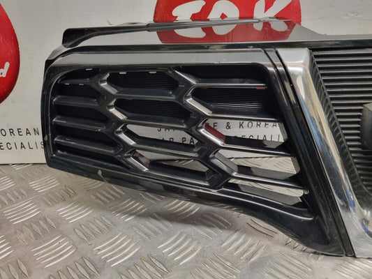 NISSAN QASHQAI J10 2010-2013 FACELIFT FRONT BUMPER RADIATOR GRILLE + CAMERA