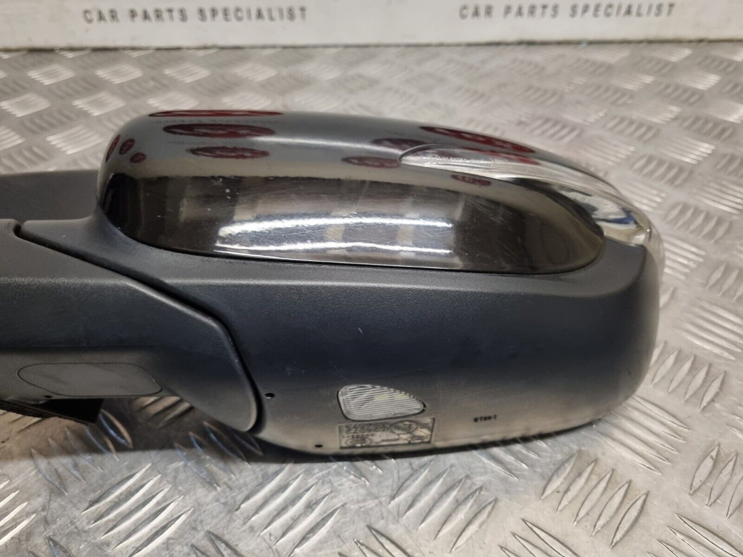 KIA CARENS (RP) MK3 2013-2019 PASSENGERS POWER FOLD PUDDLE LIGHT MIRROR 9H BLACK