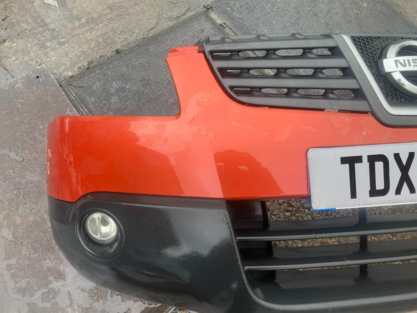 NISSAN QASHQAI J10 2007-2010 PRE-FACELIFT GENUINE FRONT BUMPER ORANGE