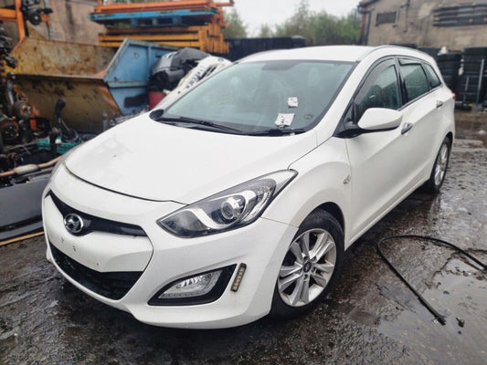 2014 HYUNDAI I30 MK2 CLASSIC ESTATE 1.6 DIESEL 6 SPEED MAN VEHICLE FOR BREAKING
