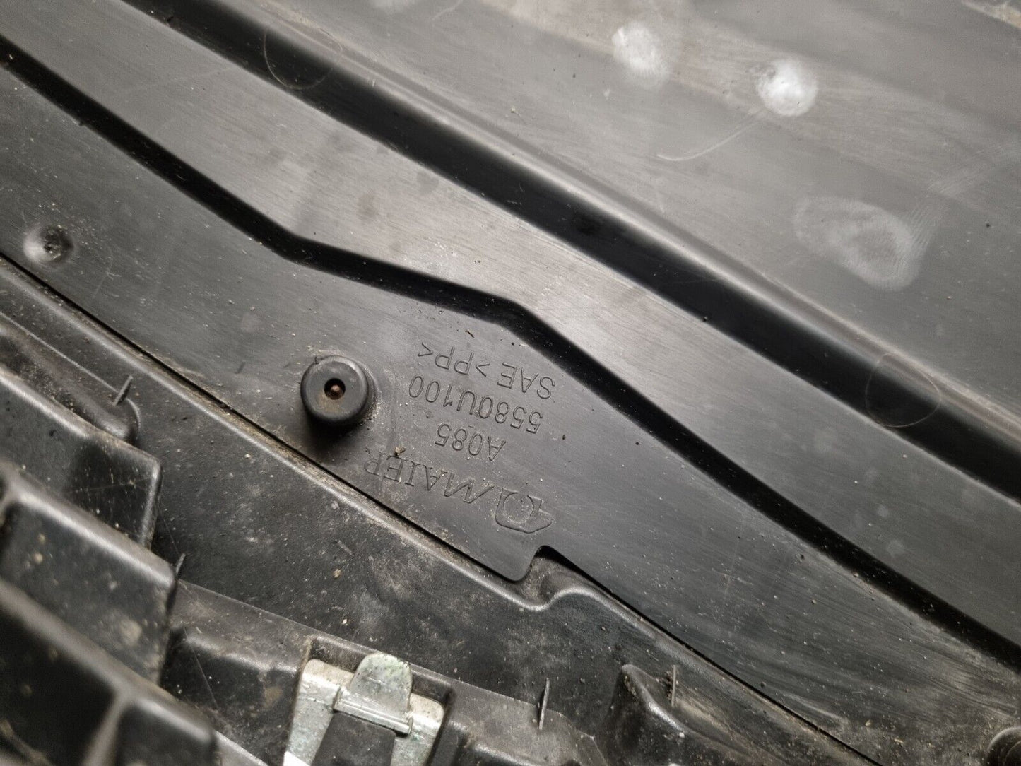 NISSAN QASHQAI J11 2014-2017 GENUINE FRONT BUMPER RADIATOR MAIN CENTER GRILLE