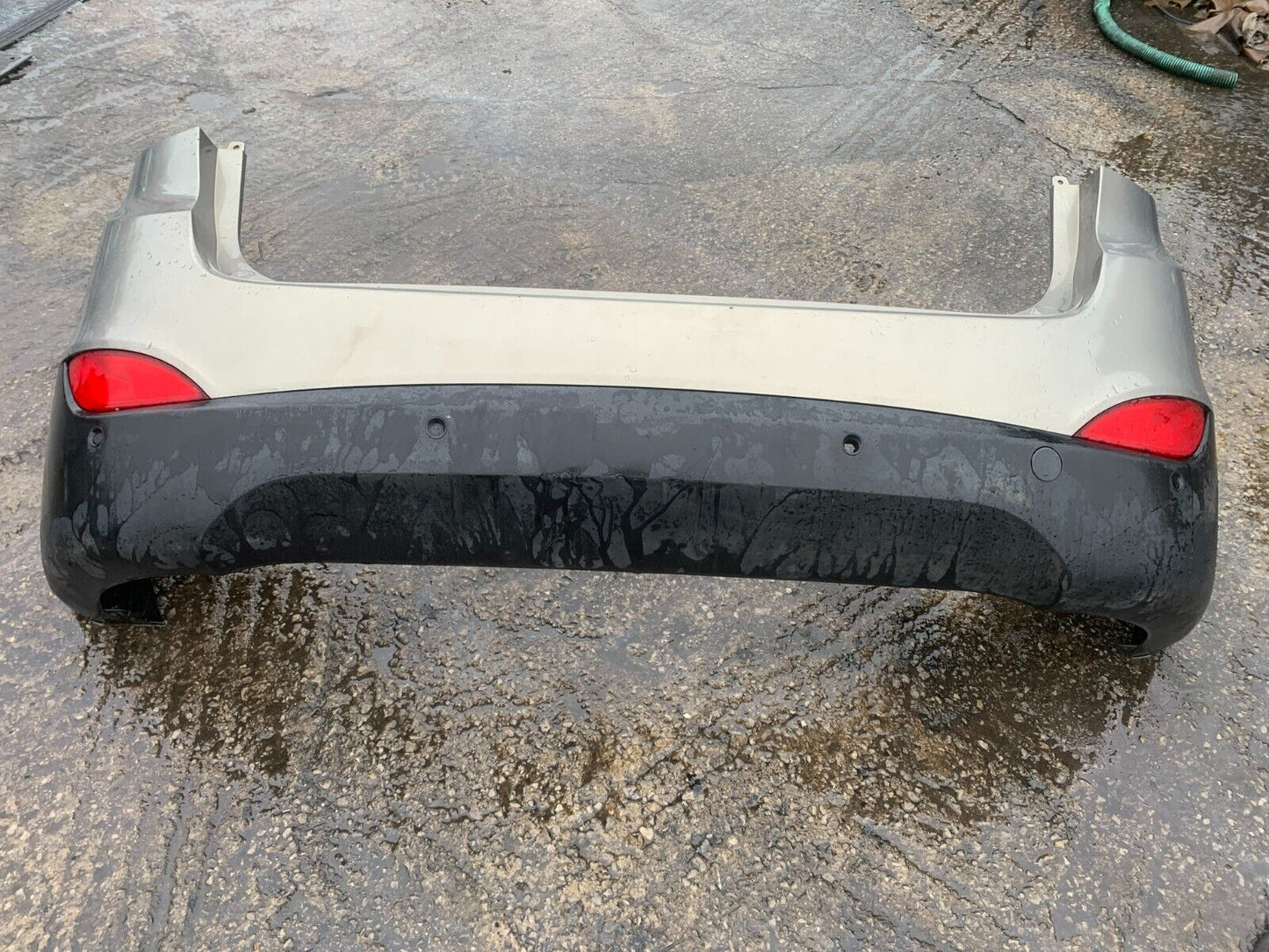 HYUNDAI IX35 2010-2015 FACELIFT GEBUINE REAR BUMPER BEIGE