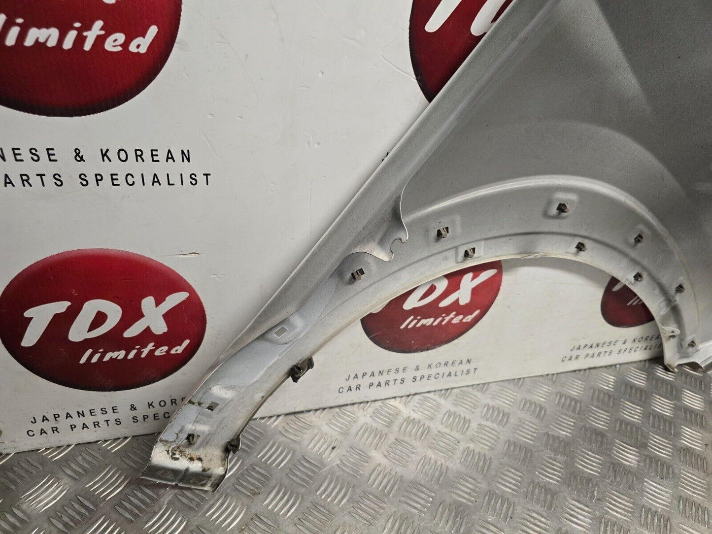 HYUNDAI TUCSON (TL) MK3 2015-2020 GENUINE PASSENGERS SIDE FRONT WING PYW WHITE