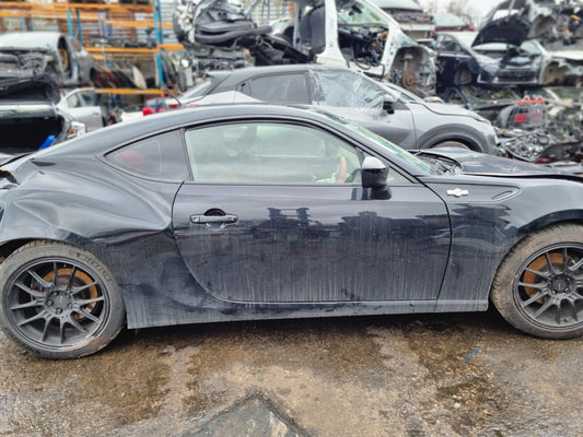 2013 Toyota Gt86 Gt1 D-4S 2.0 Petrol 6 Speed Manual 2Dr Vehicle For Breaking 2