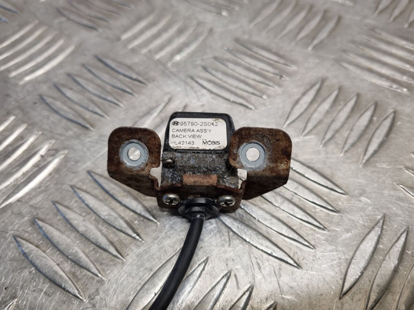 HYUNDAI IX35 2010-2015 GENUINE REAR VIEW PARKING REVERSING CAMERA 95790-2S012