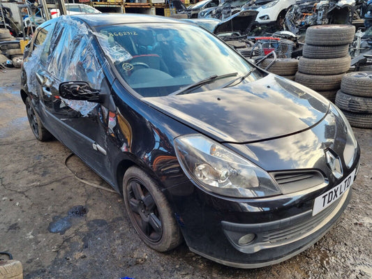 2007 RENAULT CLIO MK3 1.2 PETROL 5 SPEED MANUAL 3DR HATCH VEHICLE FOR BREAKING