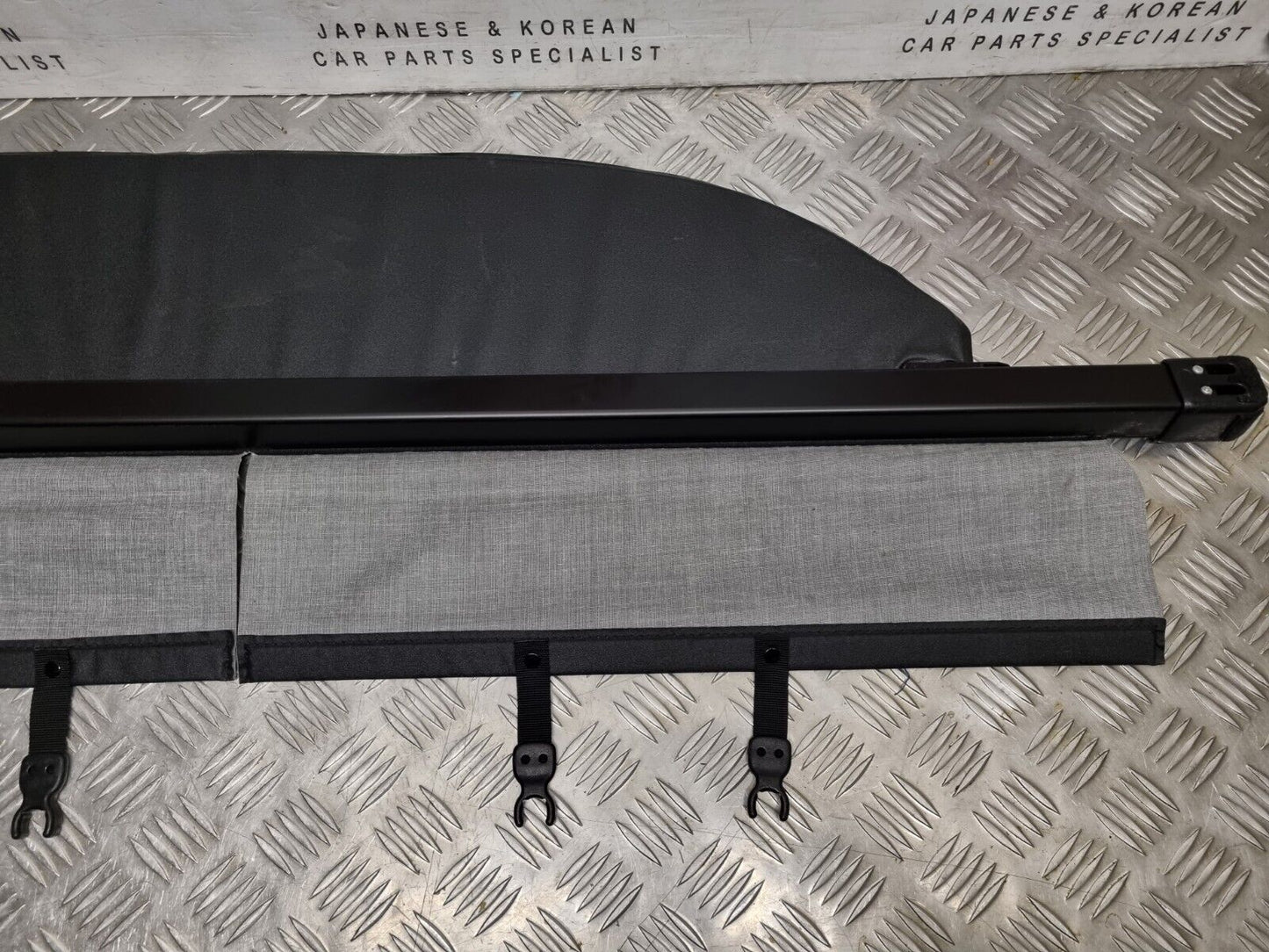 TOYOTA RAV4 (XA40) MK4 2012-2018 GENUINE RETRACTABLE PARCEL SHELF LOAD COVER