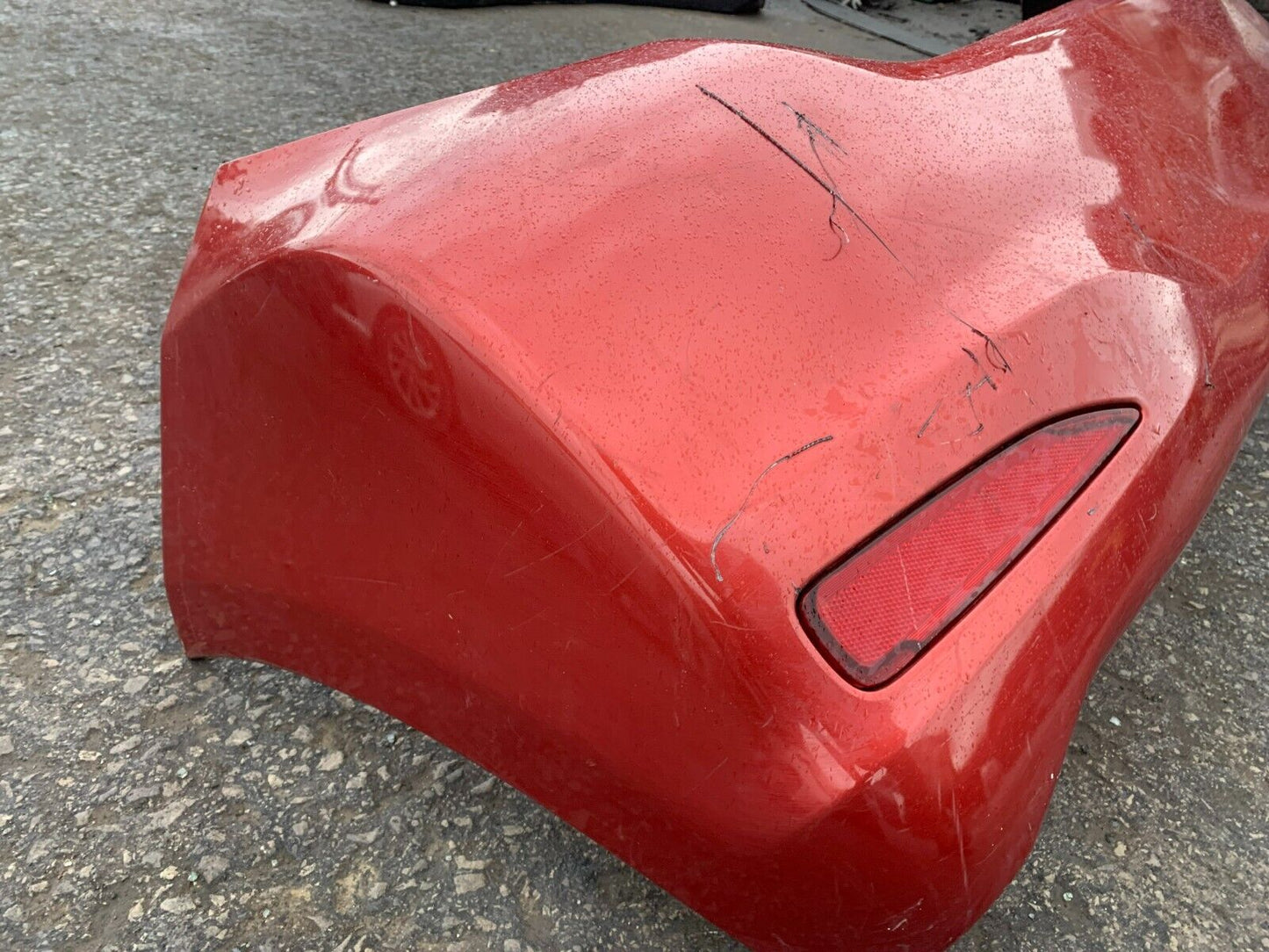 TOYOTA YARIS 2012-2015 PRE-FACELIFT GENUINE REAR BUMPER IN RED