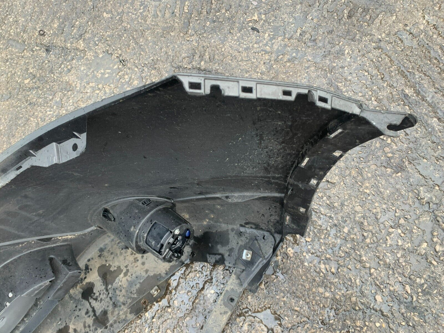 NISSAN QASHQAI J11 2014-2017 PRE-FACELIFT GENUINE FRONT BUMPER Z11 BLACK