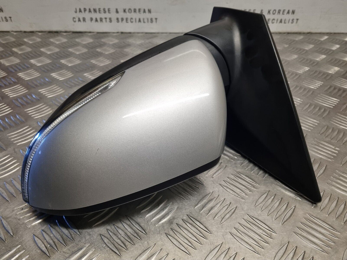 KIA RIO MK4 2017-2023 GENUINE PASSENGERS SIDE POWER FOLD WING MIRROR 4SS SILVER