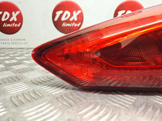 NISSAN PULSAR C13 2014-2018 GENUINE DRIVERS SIDE REAR INNER TAILGATE LIGHT