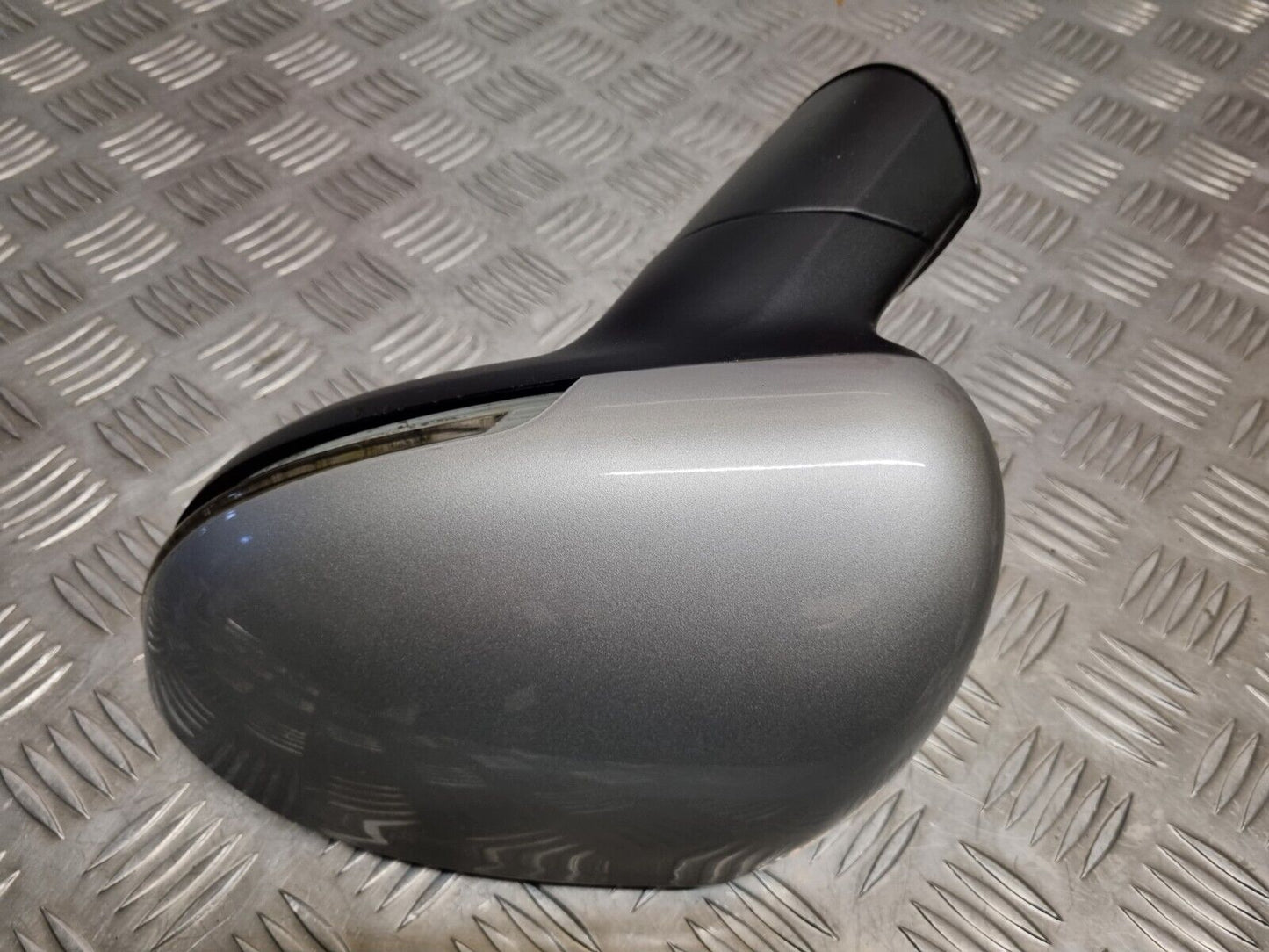 KIA RIO UB MK3 2011-2017 GENUINE PASSENGER SIDE POWER FOLD WING MIRROR 3D SILVER