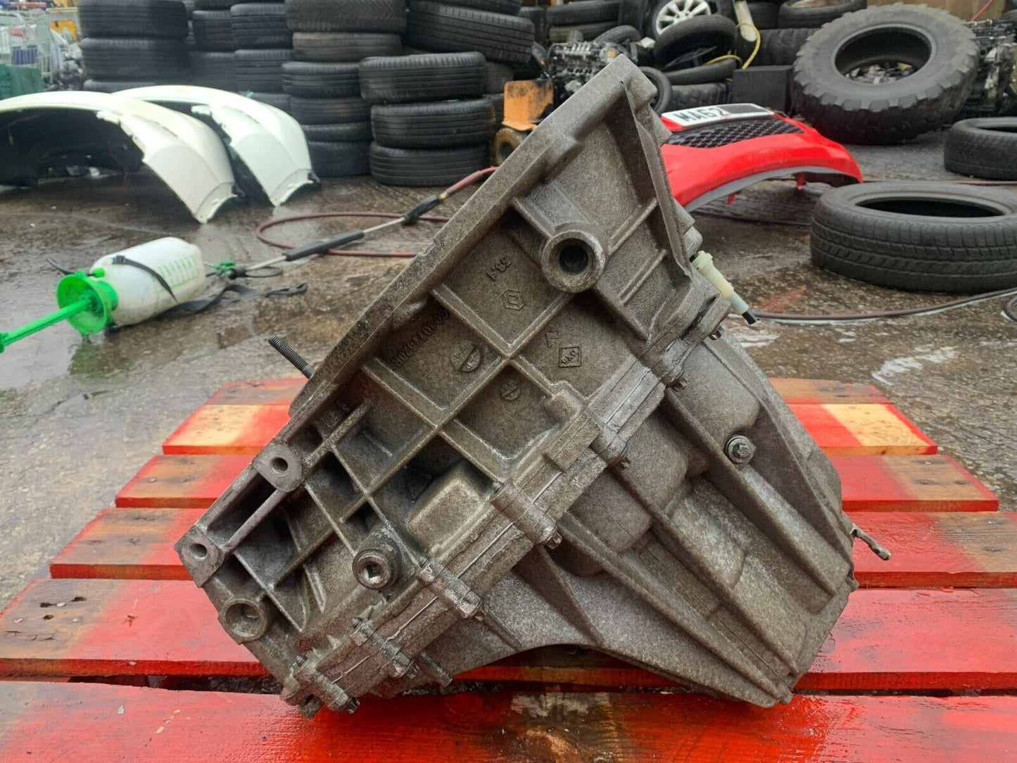 NISSAN JUKE F15 2014-2019 GENUINE 1.2 PETROL 6 SPEED MANUAL GEARBOX 41,561 MILES