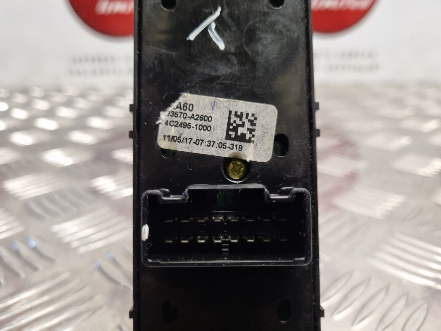 Kia Ceed Mk2 2015-2018 Genuine Drivers Front 4 Way Window Switches 93570-A2600 11