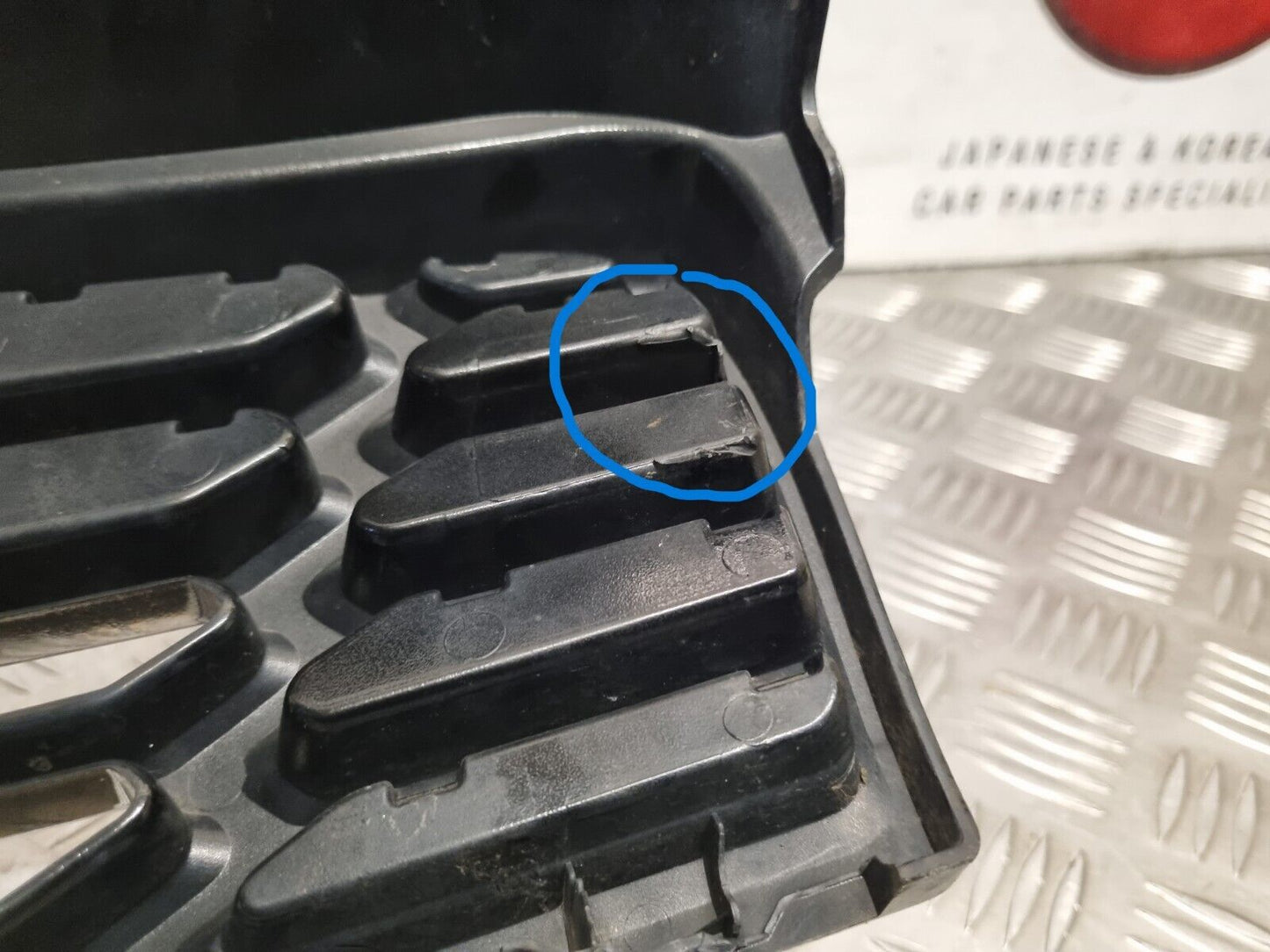 NISSAN QASHQAI J10 2010-2013 FACELIFT FRONT BUMPER RADIATOR GRILLE + CAMERA