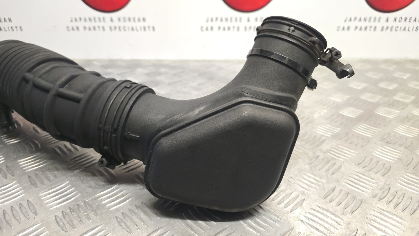 KIA SPORTAGE SL MK3 2010-2015 1.7 DIESEL TURBO AIR INTAKE PIPE HOSE 28138-2Y300