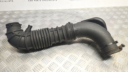 KIA SPORTAGE SL MK3 2010-2015 1.7 DIESEL TURBO AIR INTAKE PIPE HOSE 28138-2Y300