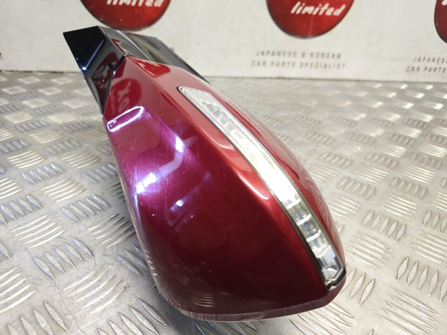 HYUNDAI I40 VF 2011-2019 GENUINE PASSENGERS SIDE POWER FOLD WING MIRROR VR6 RED