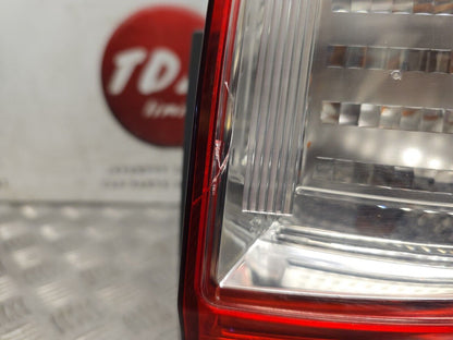 HONDA CR-V MK3 2006-2012 GENUINE DRIVERS SIDE REAR OUTER BODY BRAKE LIGHT LAMP