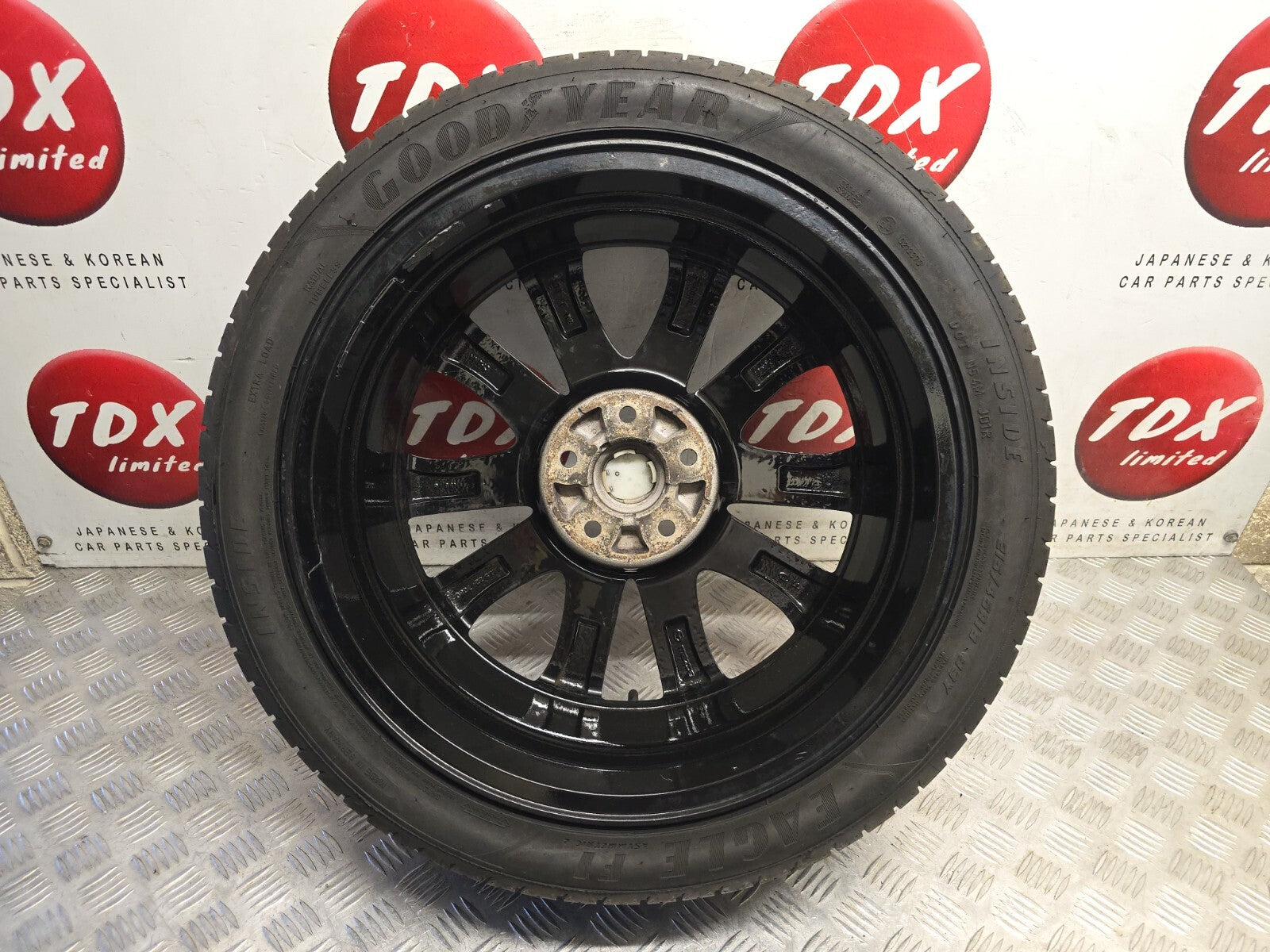 MAZDA 3 BM/BN 18 INCH 2014-2018 BLACK ALLOY WHEEL TORN TYRE 215/45