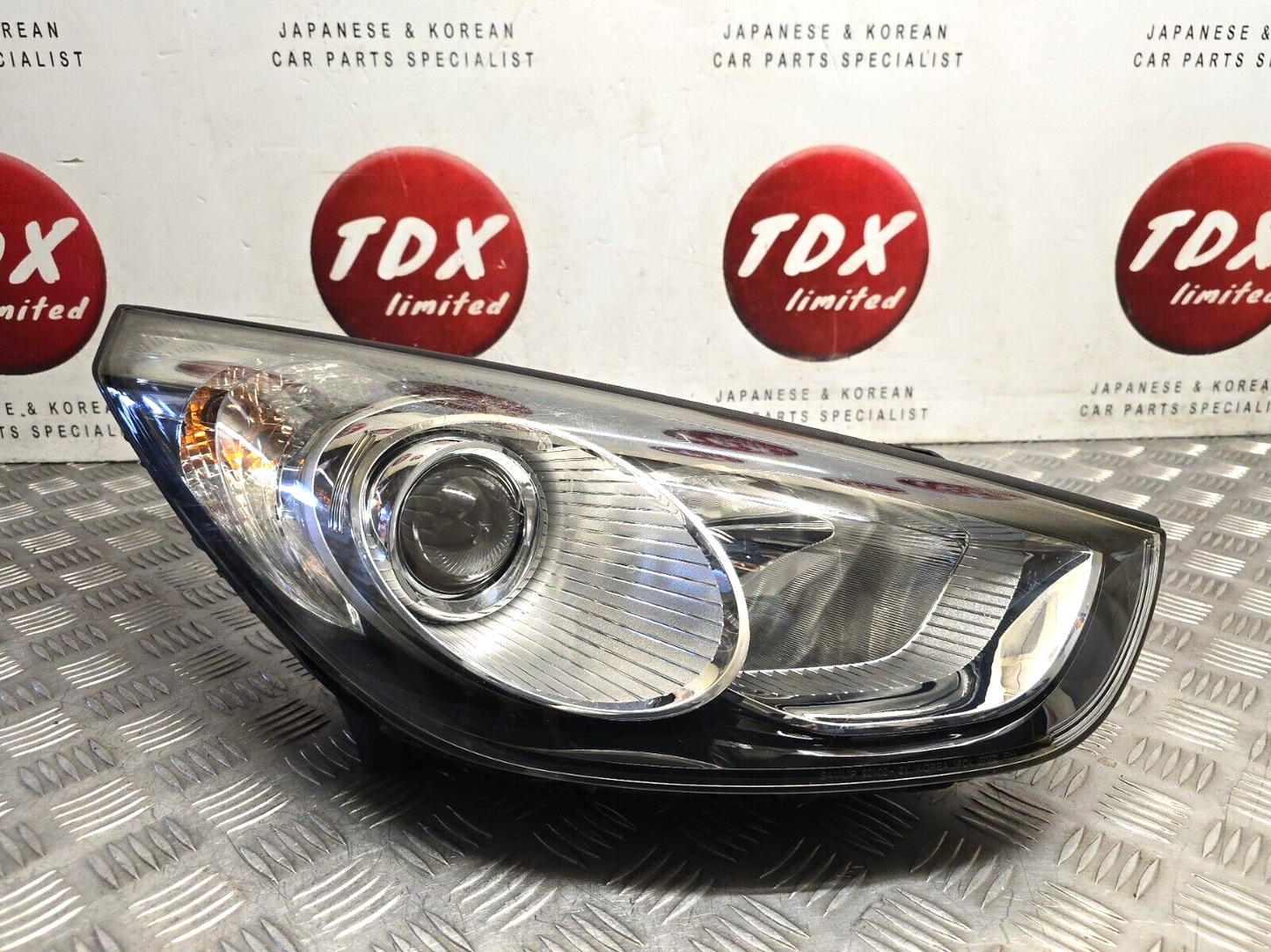 HYUNDAI IX35 2010-2013 PRE-FACELIFT GENUINE DRIVERS FRONT HALOGEN HEADLIGHT LAMP