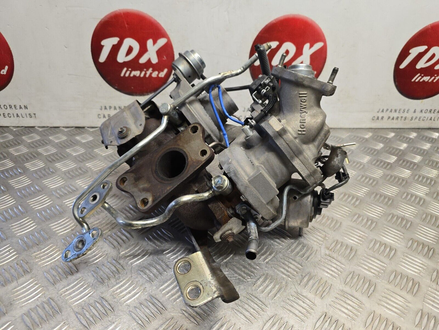 MAZDA 3 6 CX-5 2014-2018 2.2 DIESEL GENUINE TWIN BI TURBO + ACTUATOR SH01-13700