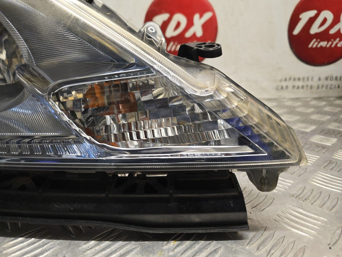 HONDA JAZZ MK3 2009-2011 PRE-FACELIFT DRIVERS FRONT XENON HEADLIGHT + BALLAST