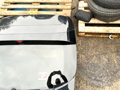 KIA PROCEED CD 2019-2023 GENUINE REAR BOOT TAILGATE SHELL 1K BLACK COLLECTION