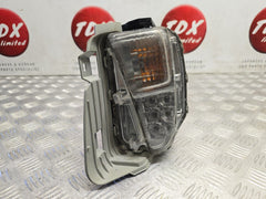 Toyota Prius MK3 2013-2015 Facelift Genuine Passengers Front LED Fog Light Lamp - photo 1 of 11