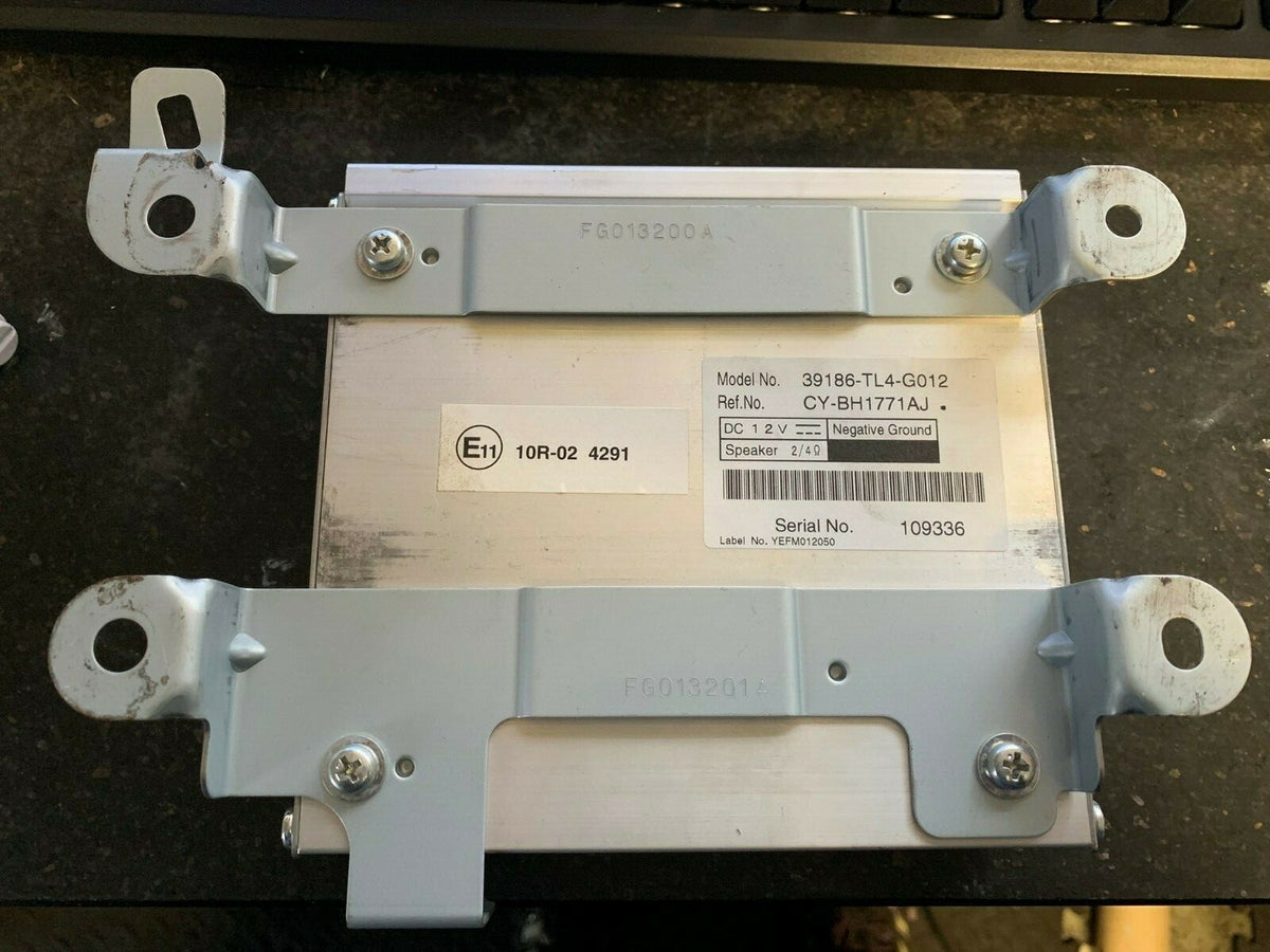 Honda Accord Premium Audio System Amplifier 2008-2015 P/N 397186-TL4-G012 - photo 2 of 3
