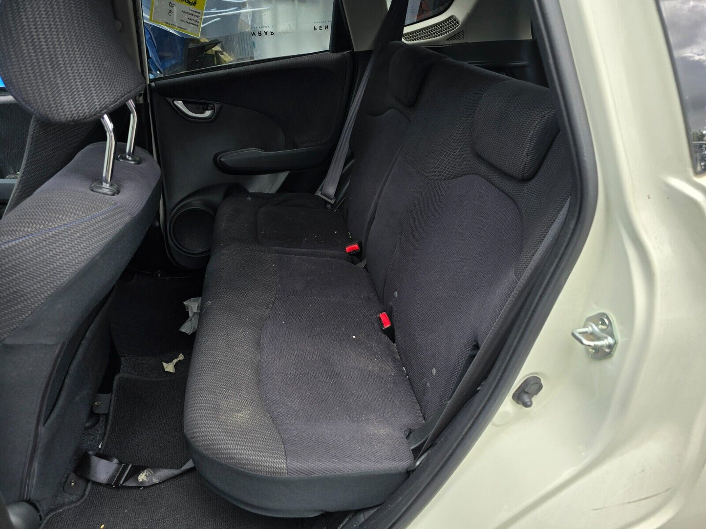 2012 HONDA FIT / JAZZ IMPORT (GP) MK3 1.3 PETROL HYBRID CVT AUTO VEHICLE FOR BREAKING AND PARTS