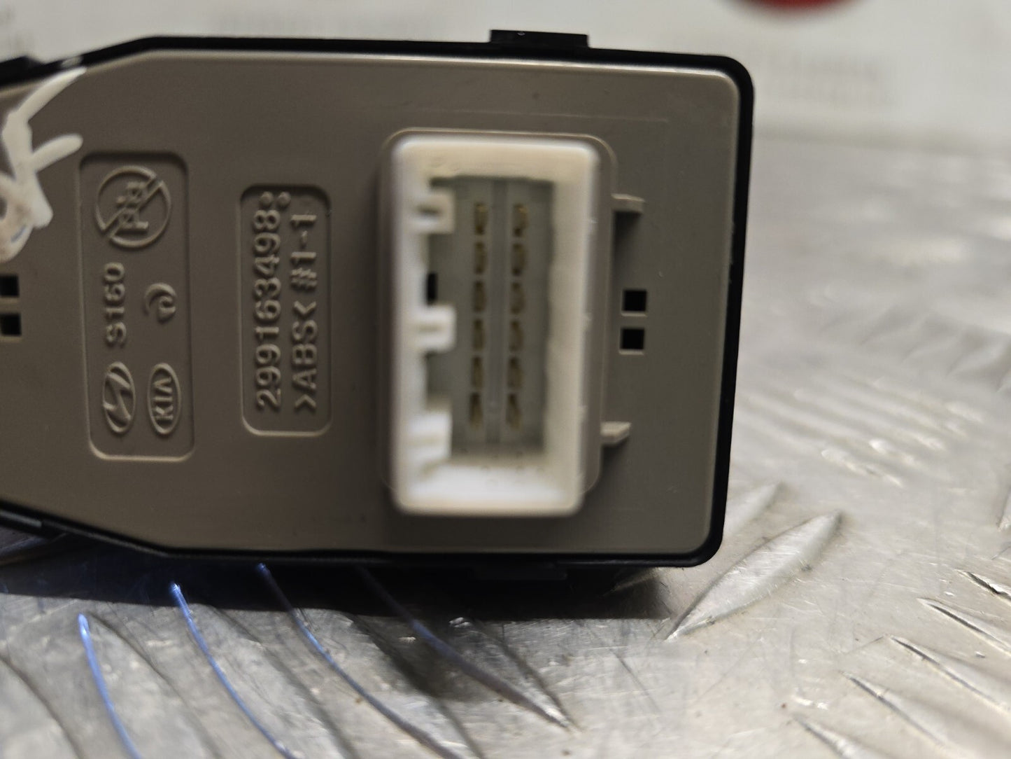 Hyundai Ioniq Ae 2016-2019 Genuine Mirror Control Power Fold Switch 299163498 5