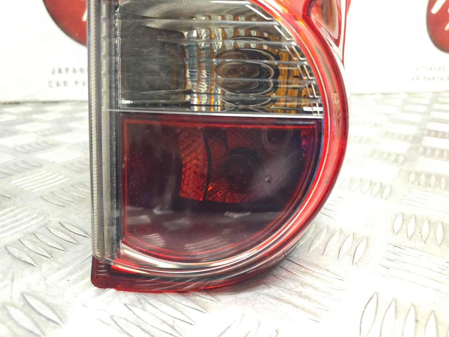 NISSAN NV200 2010-2019 GENUINE DRIVERS REAR OUTER HALOGEN BRAKE LIGHT LAMP