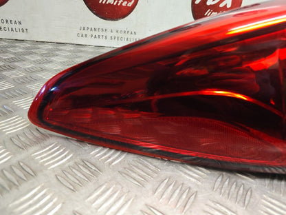 Kia Carens Rp Mk3 2013-2016 Genuine Passengers Rear Outer Brake Light 92401-A4 7