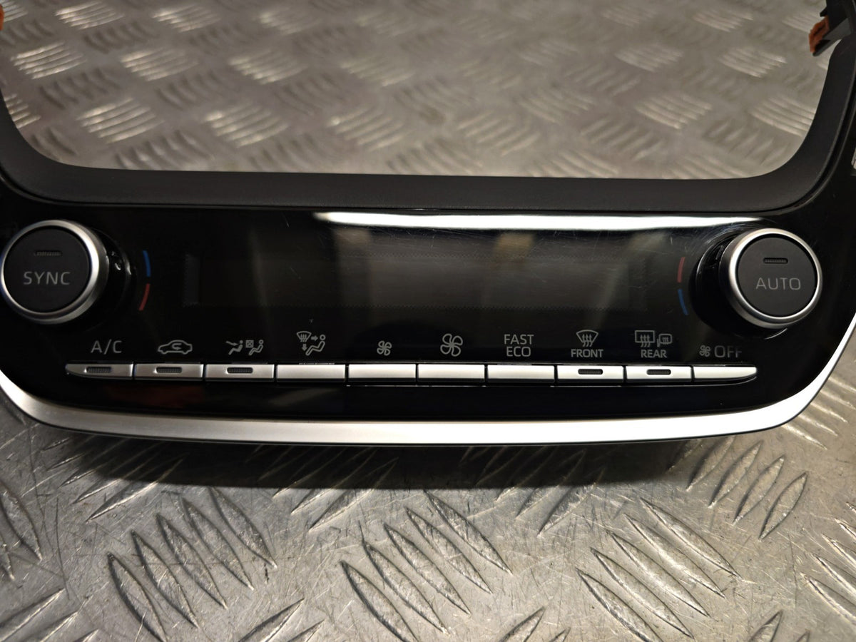Toyota Corolla MK12 2019-2026 Genuine Heater AC Climate Controls 55900-02M30 - photo 3 of 9