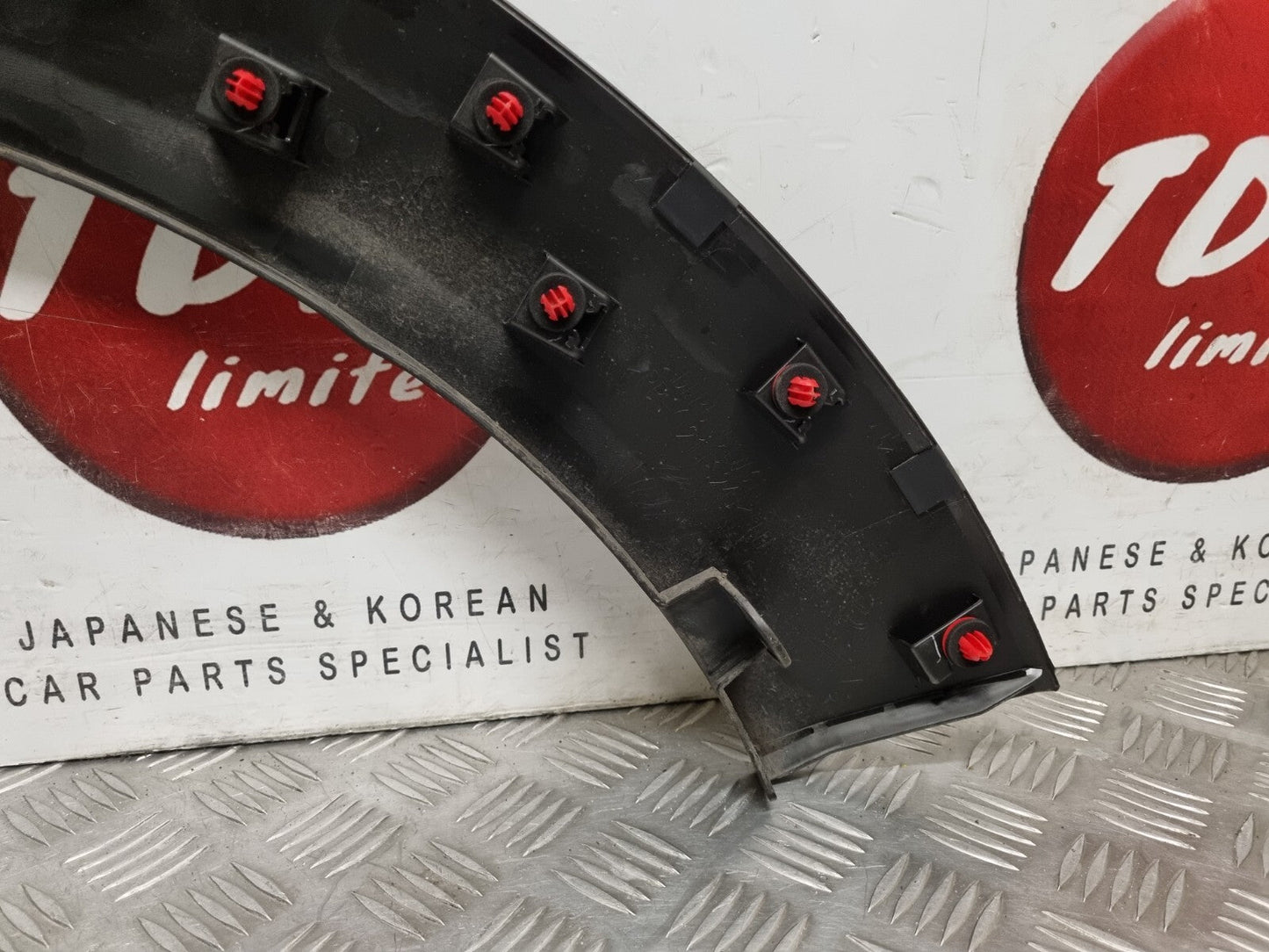 MAZDA CX-30 2019-2023 GENUINE PASSENGERS SIDE FRONT WHEEL ARCH TRIM DFR5-51W31