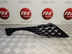 Nissan Juke 2014-2019 F15 Facelift Genuine Drivers Side Front Grille 62074BV80A - photo 1 of 10